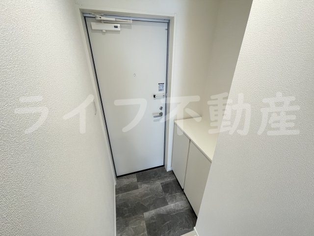 REGIES近大SouthⅡの玄関|ゆったりとした玄関です