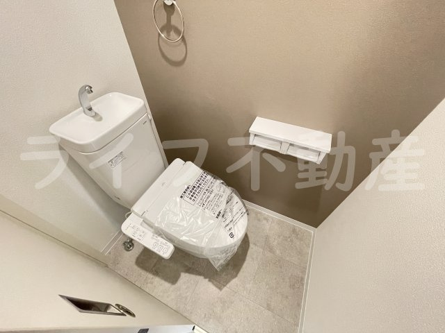 REGIES近大SouthⅡのトイレ|落ち着いた色調のトイレです