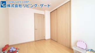 【洋室】 | 南アルプス市在家塚 Ｈ24年セキスイハイム施工 オール電化中古 | 2階洋室6.5帖