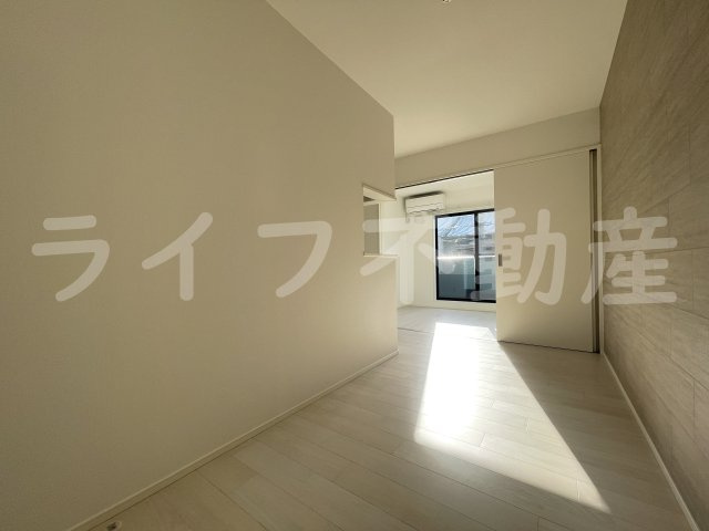 REGIES近大SouthⅡの洋室|個人の部屋や寝室として使える洋室です