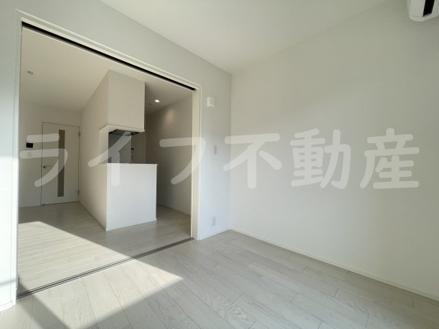 REGIES近大SouthⅡの洋室|広々とした洋室です