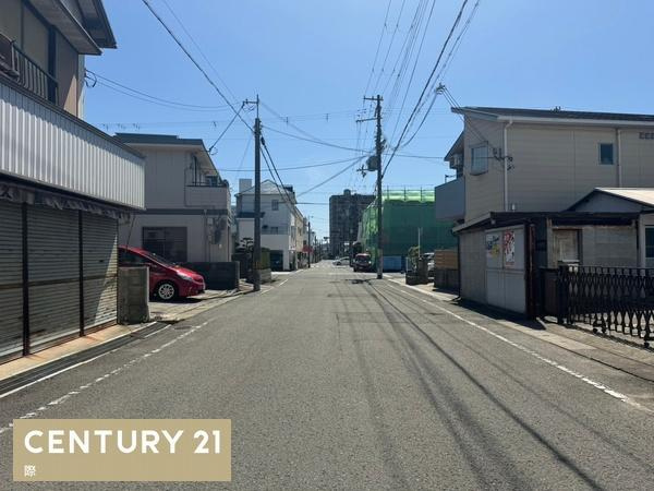和歌山市西長町　土地の前面道路含む現地写真|前面道路広々の6ｍあります。車の出し入れ楽々可能で安心です。
