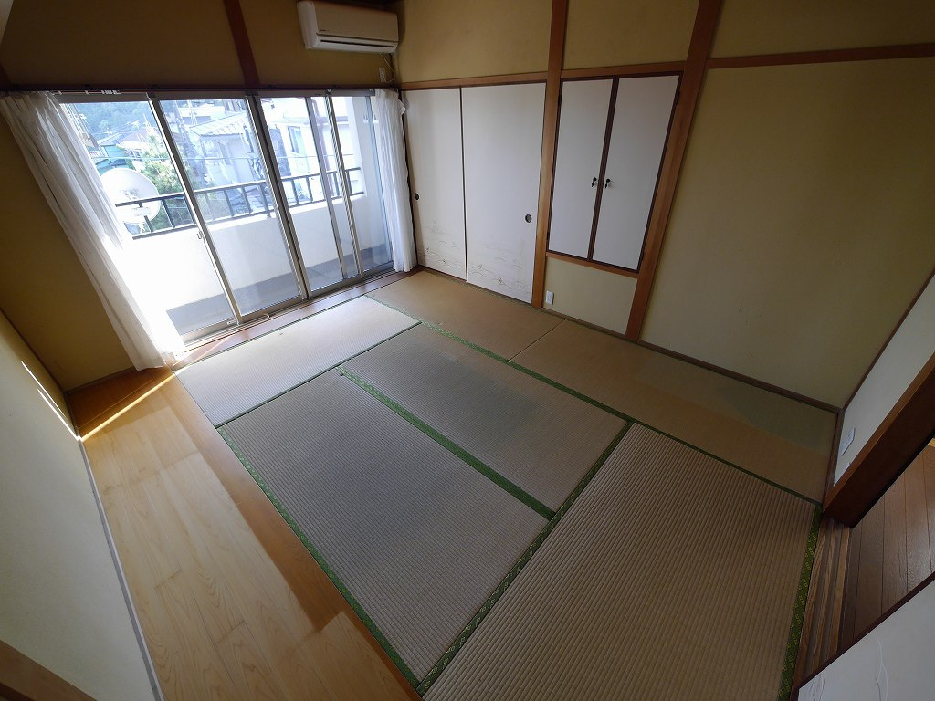 禅昌寺ガレージ・倉庫付戸建の和室