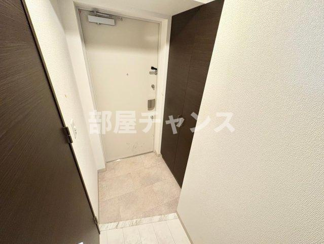 エステムコート名古屋ルノンの玄関