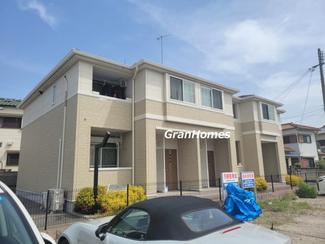 明石市二見町東二見のアパート