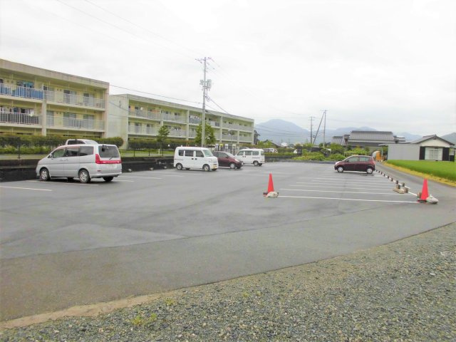 藤原駐車場の外観