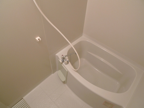 キャトルセゾンの浴室|広いお風呂はいいですね