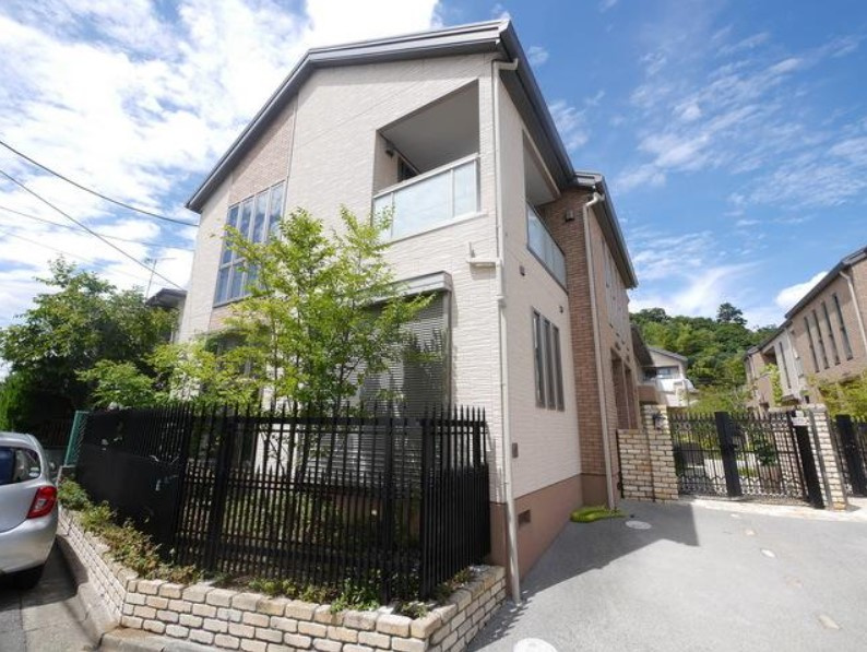 リンジュ　ドゥ　プリムの庭