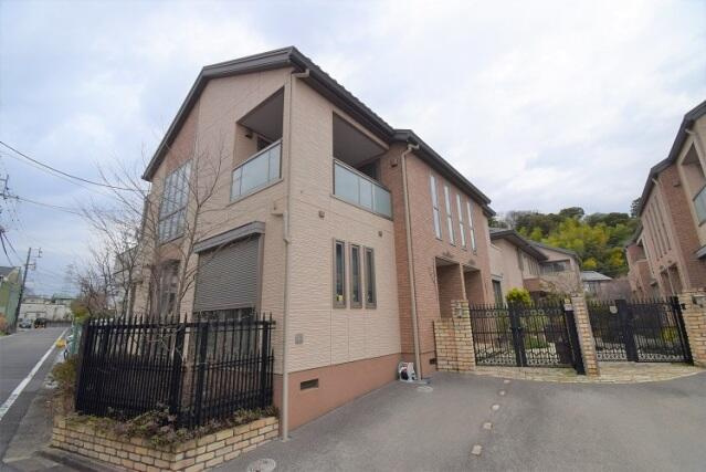 リンジュ　ドゥ　プリムの外観