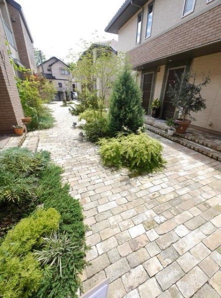 リンジュ　ドゥ　プリムの庭