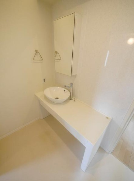 リンジュ　ドゥ　プリムの洗面所|※他部屋参考写真