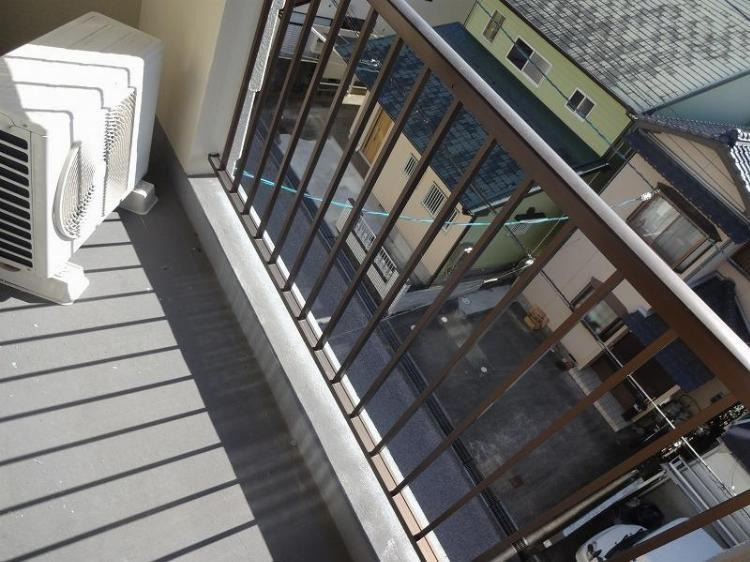 ハイツサンバードのバルコニー|バルコニー付きです