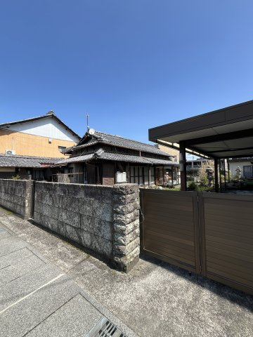 土地　高富の外観