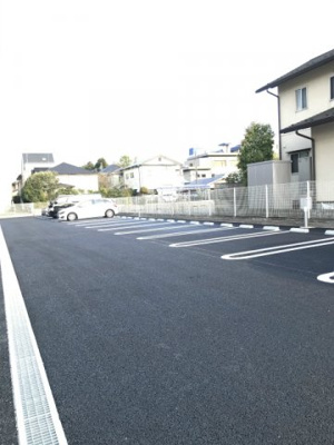 【駐車場】 | ブランキューブ