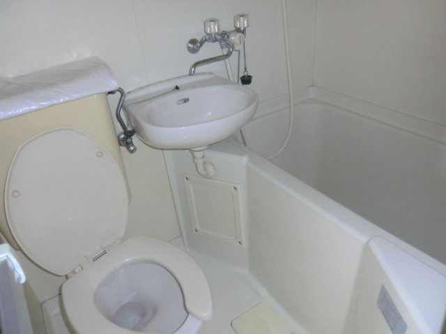 リベラル宮之阪の浴室|ゆったり過ごせるお風呂です