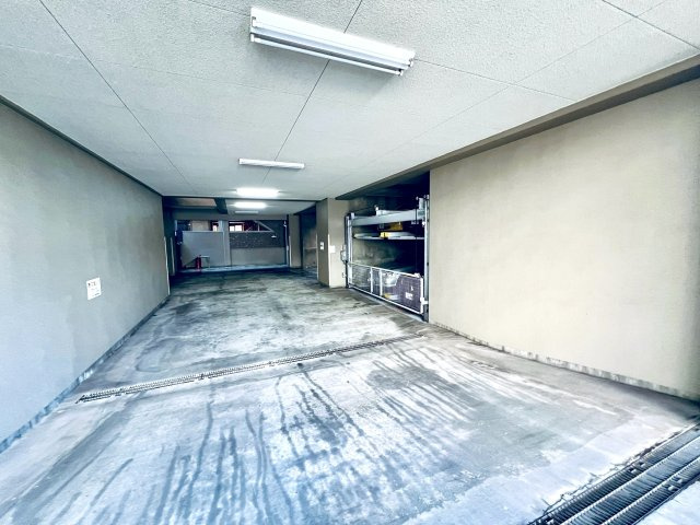 コスモ菊川壱番館のその他共用部分|駐車場