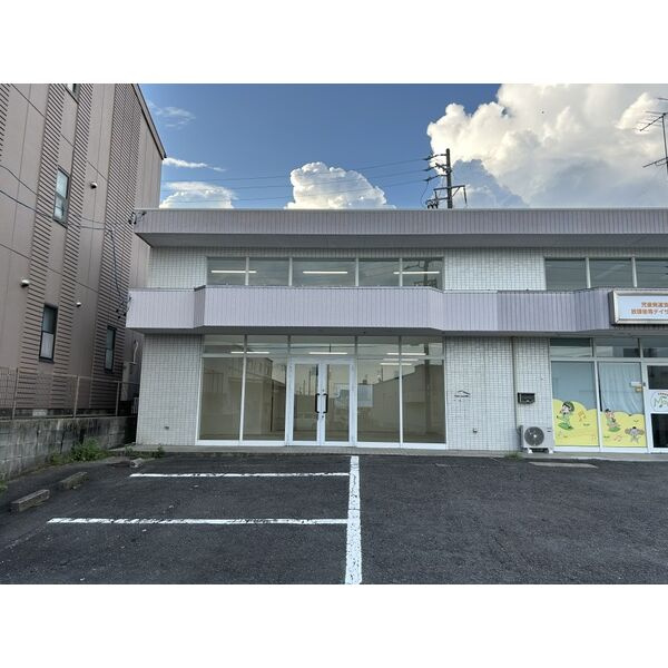 永井店舗事務所の外観