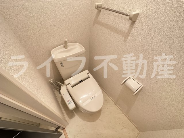 エクレール上小阪のトイレ|清潔感のあるトイレです