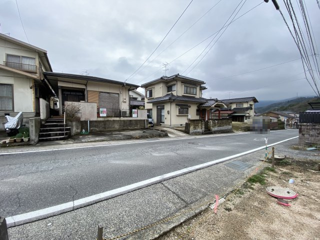売土地　安東7丁目の前面道路含む現地写真