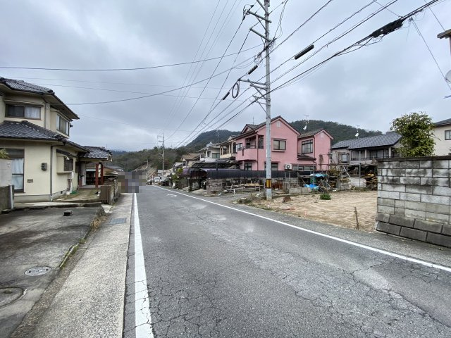 売土地　安東7丁目の前面道路含む現地写真