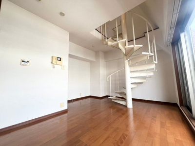 【セキュリティ】 | ラフォーレ天神南 | 別号室の写真になります。現況優先。