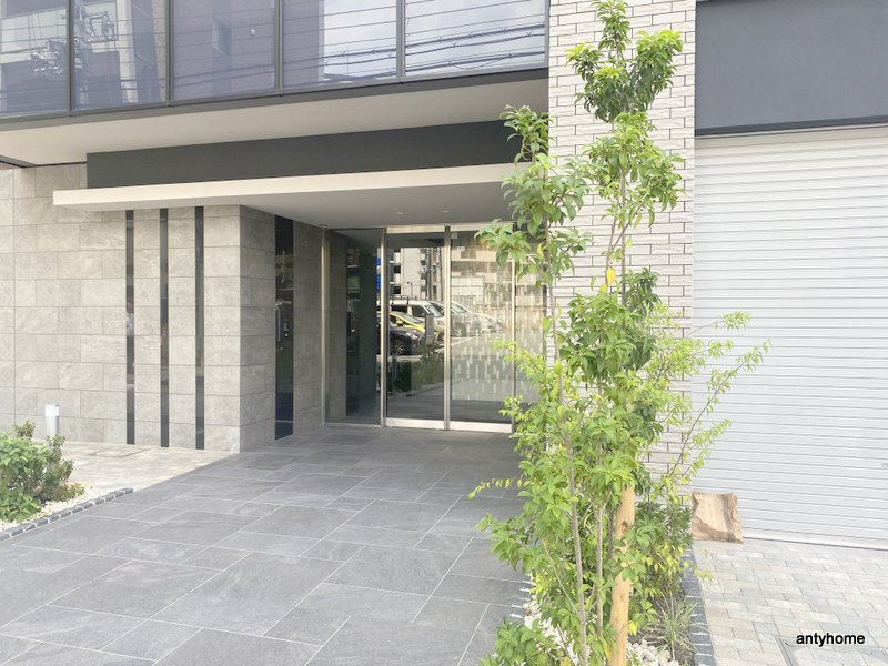 ruelleうめきた　仲介手数料無料のエントランス
