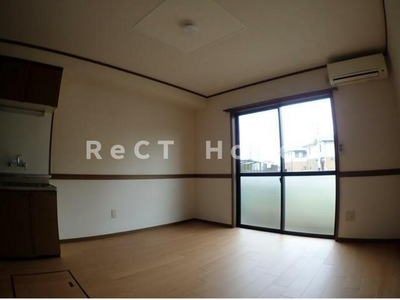 姫路市飾磨区英賀東町２丁目のハイツのその他