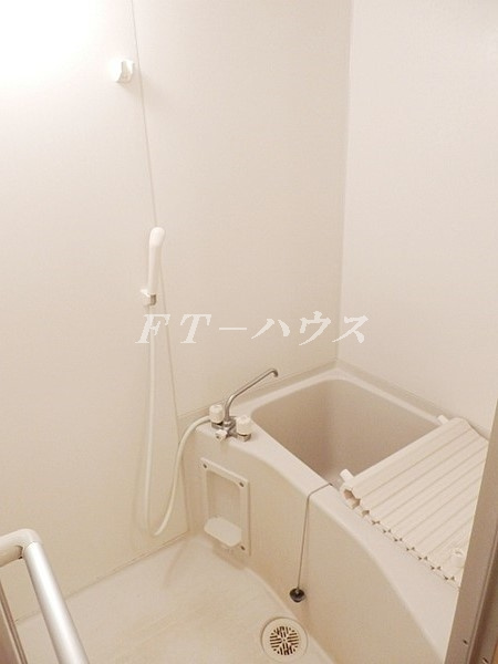 ブラン．ノワールの浴室