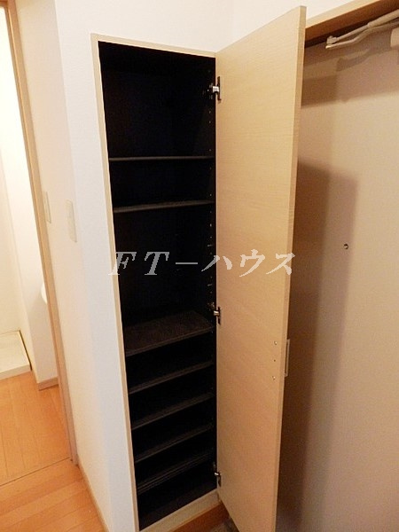 ブラン．ノワールの収納