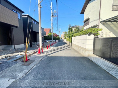 【前面道路含む現地写真】 | 佐伯区旭園
