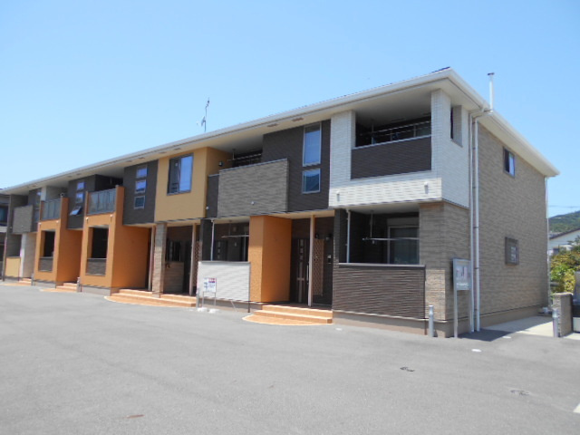 ラブリーコートⅥの外観