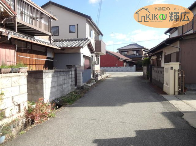 高砂市曽根町　土地の周辺|前面道路は広々としておりますので、お車の運転が苦手な方でも安心ですね。