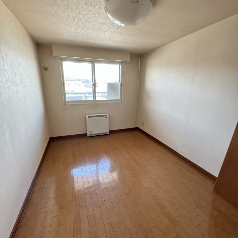 りら・ガーデン登別の洋室