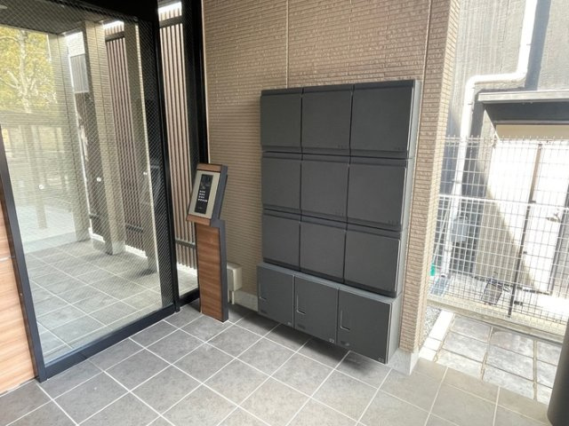 ロワイヤル綿町のエントランス