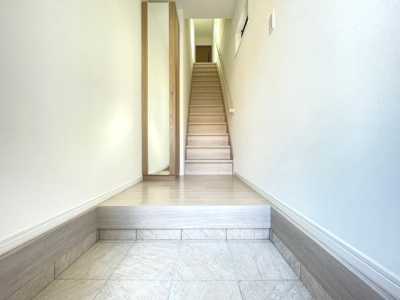 【玄関】 | CasaFam豊中