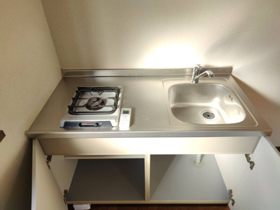 【キッチン】 | リトルガーデン | 別号室の写真になります。現況優先。