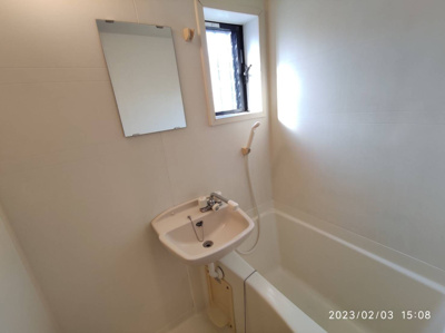 【洗面所】 | リトルガーデン | 別号室の写真になります。現況優先。