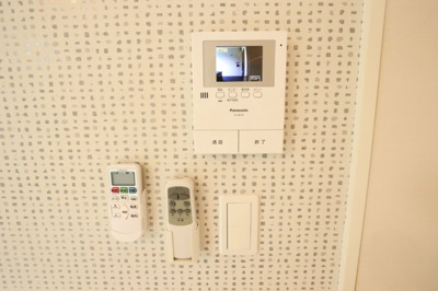 【セキュリティ】 | グレイスパル箱崎 | 別号室の写真になります。現況優先。