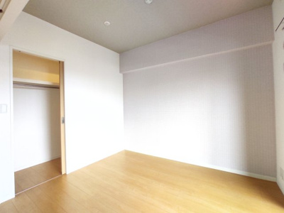 【洋室】 | ニューガイア天神北 | 別号室の写真になります。現況優先。