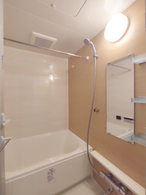 【浴室】 | ニューガイア天神北 | 別号室の写真になります。現況優先。