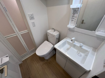 【トイレ】 | casamentoPARI | 別号室の写真になります。現況優先。