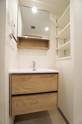 【洗面所】 | デュオフラッツ六本松 | 別号室の写真になります。現況優先。