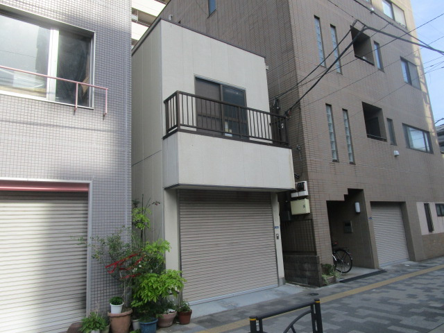 墨田区石原３丁目の倉庫の外観