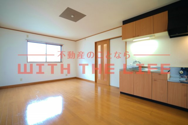 GREEN VIEW(グリーンビュー)【キャッシュバック対象物件】の居間・リビング|おしゃれなリビングです