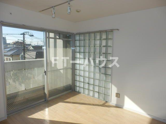 アリソ東船橋のロビー