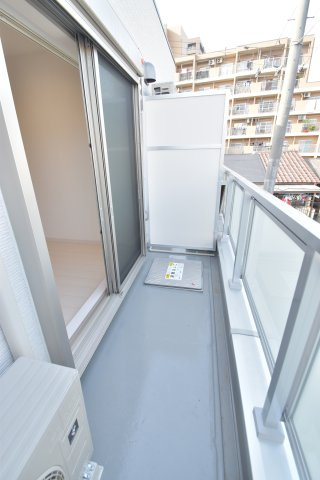 大阪市城東区今福西４丁目の賃貸マンションのバルコニー