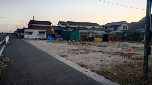 西大島1売地の前面道路含む現地写真