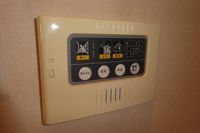 カントリードールのセキュリティ|カメラ付きインターホン