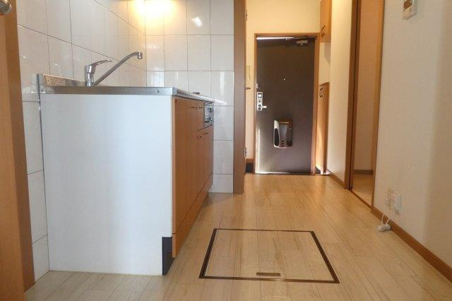 カントリードールの内装|キッチン