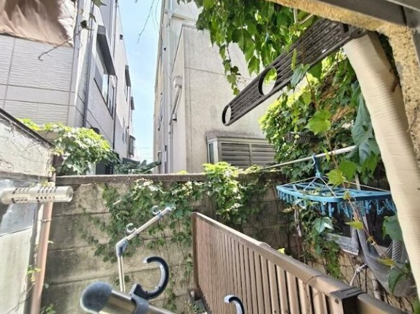【バルコニー】